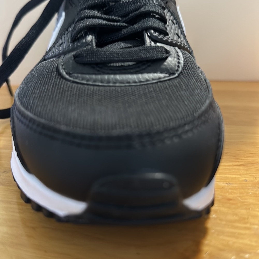 Nike Air Max Black and White Athletic Shoes - Picture 10 of 15